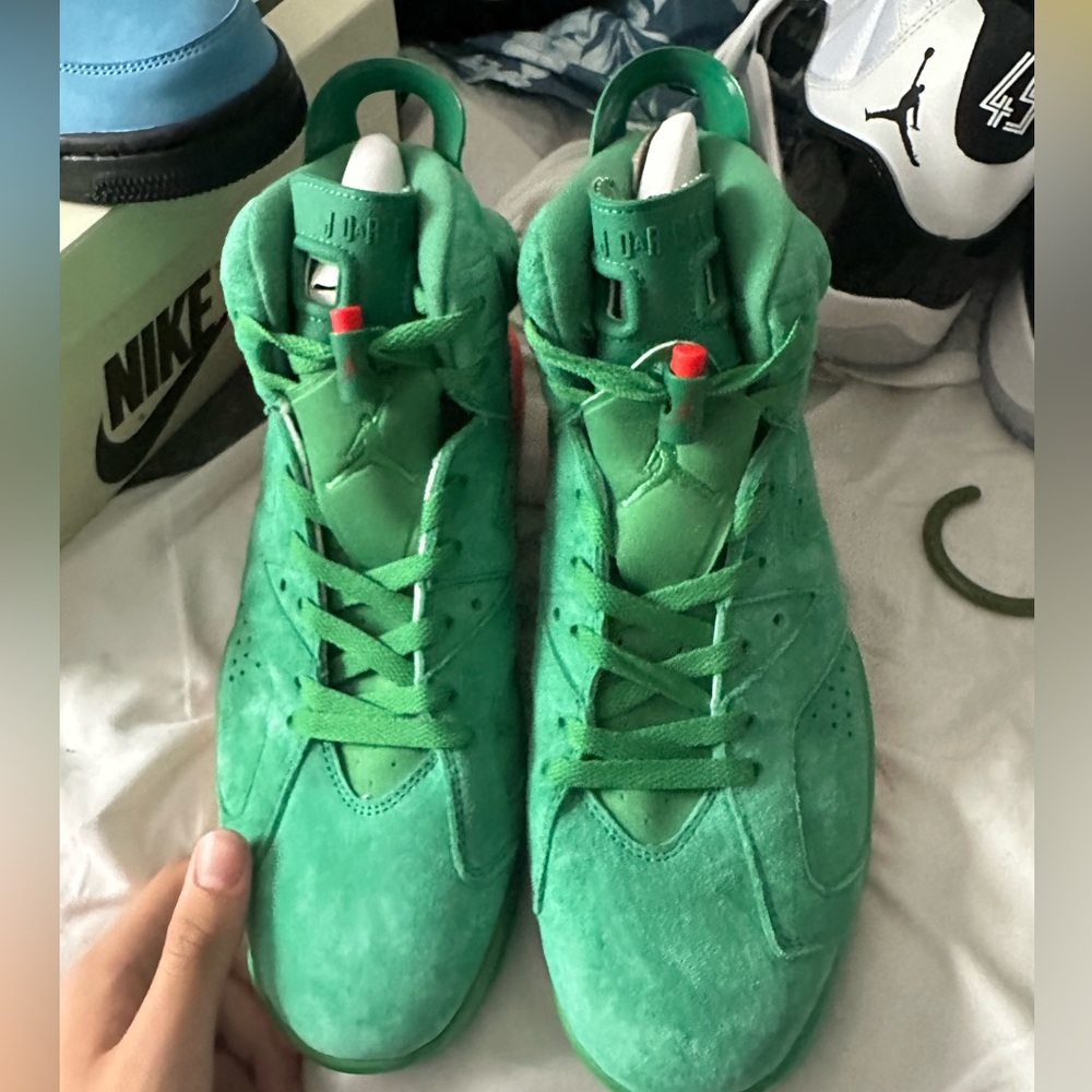 Green Gatorade jordan 6s sjze 12 Ds